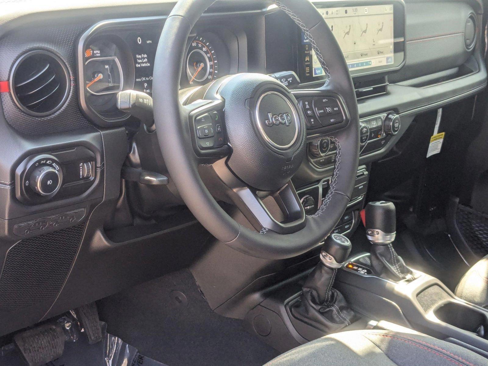 2025 Jeep Wrangler Rubicon photo 3