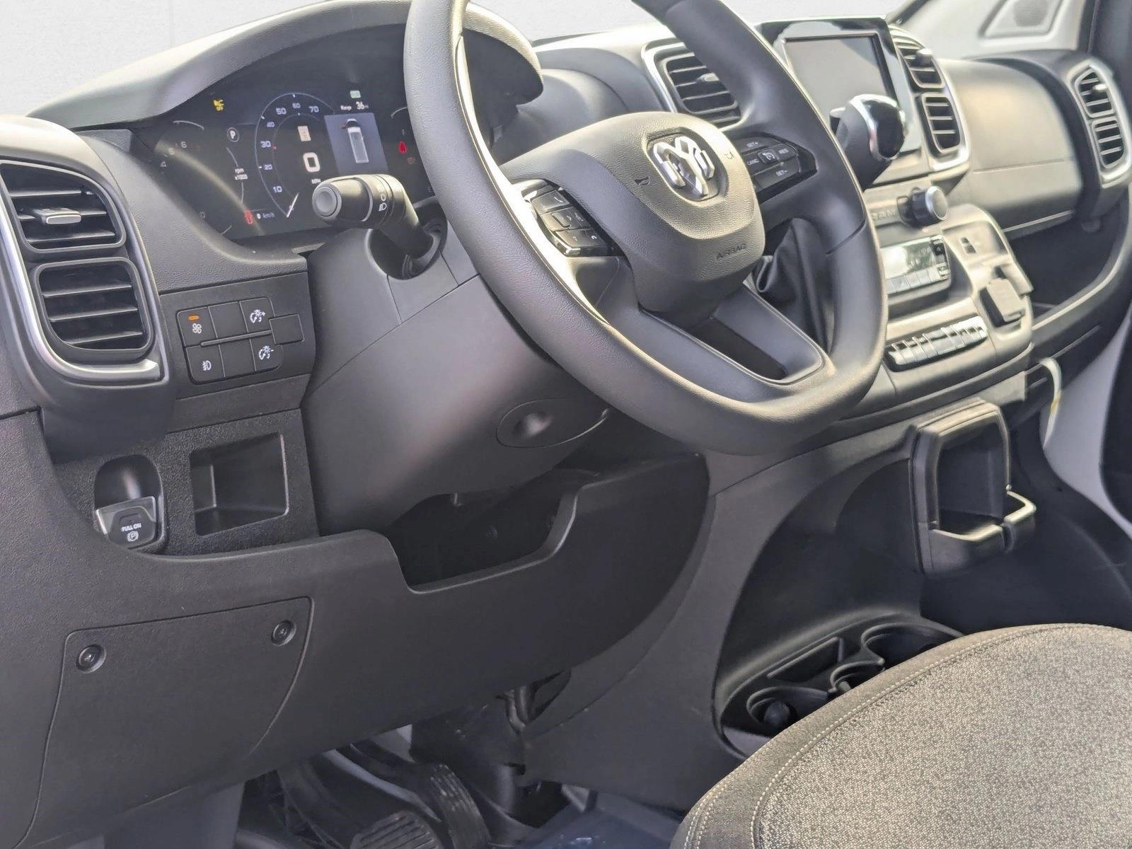 2025 Ram ProMaster 2500 photo 2