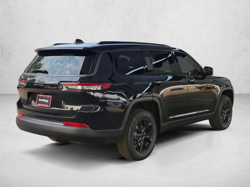 New 2026 Jeep Grand Cherokee Laredo Altitude SUV