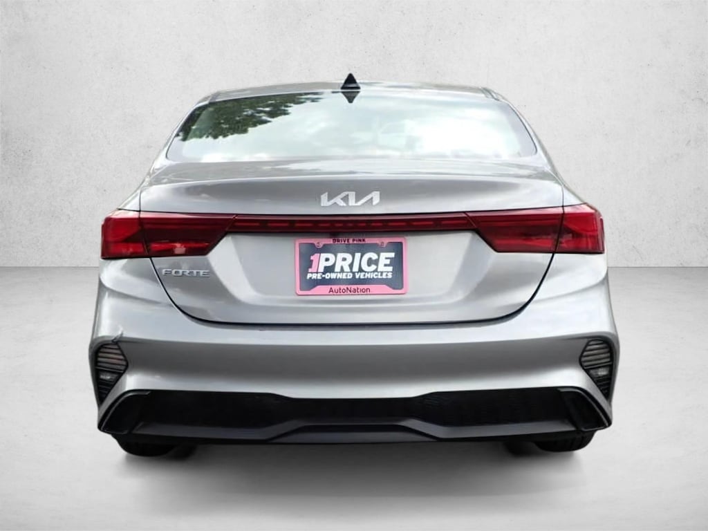Used 2024 Kia Forte LXS 4dr Car