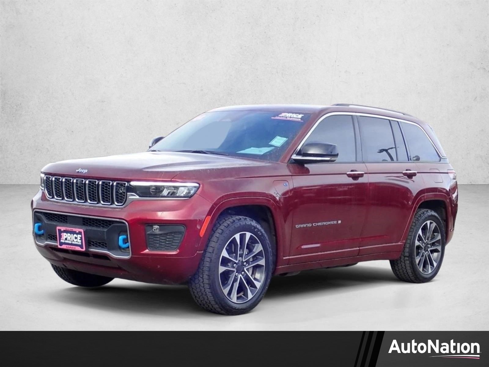 2022 Jeep Grand Cherokee Overland 4xe 4x4's photo