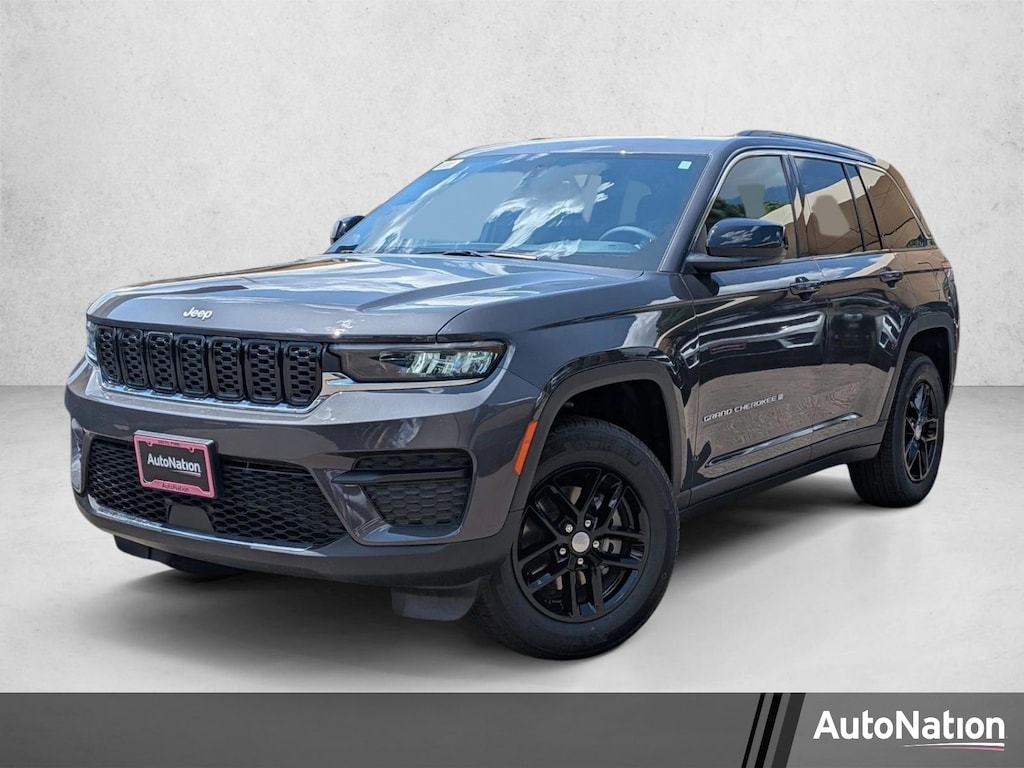 New 2026 Jeep Grand Cherokee Laredo X SUV