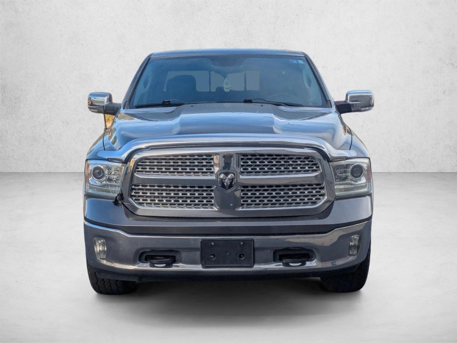 2015 Ram 1500 Laramie photo 2