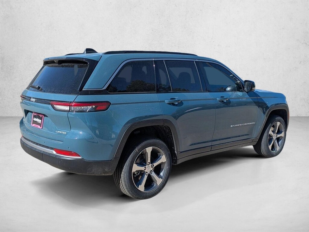 New 2026 Jeep Grand Cherokee Limited SUV