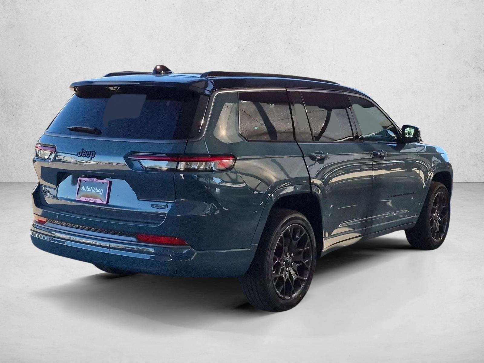 New 2027 Jeep Grand Cherokee L 3 Row Summit SUV