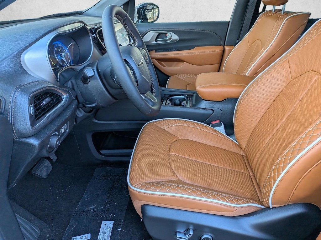 New 2026 Chrysler Pacifica Pinnacle Van Passenger Van