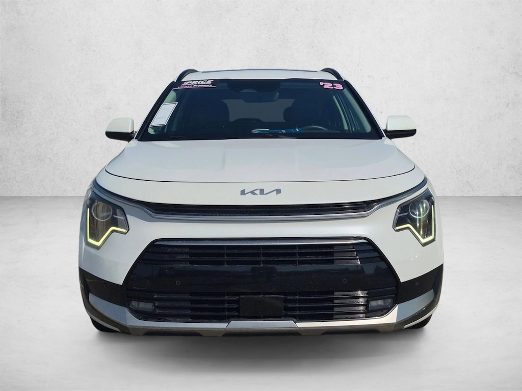 Used 2023 Kia Niro SX Sport Utility