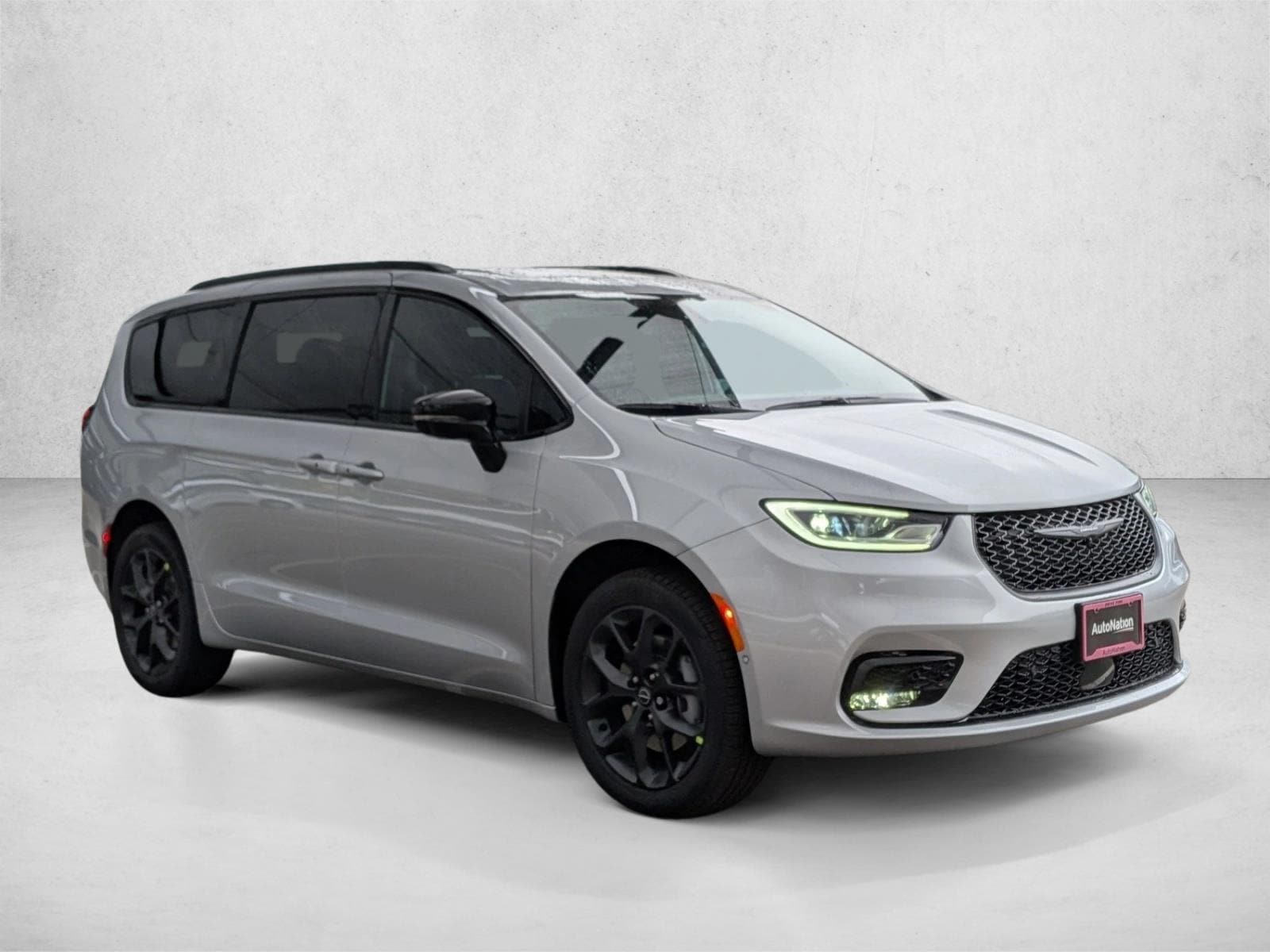 2026 Chrysler Pacifica Limited - Photo 6