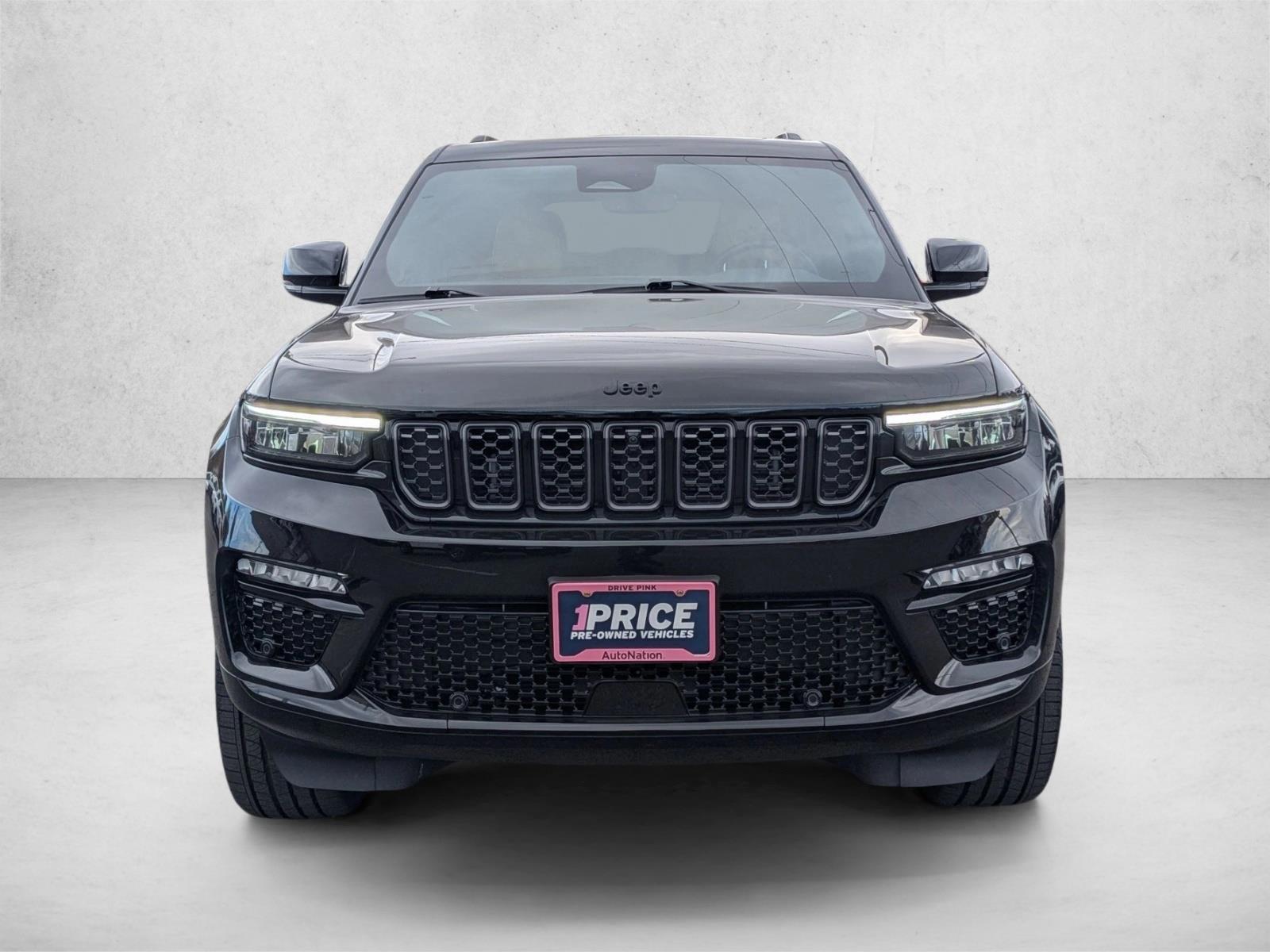 2025 Jeep Grand Cherokee Summit Sport photo 2