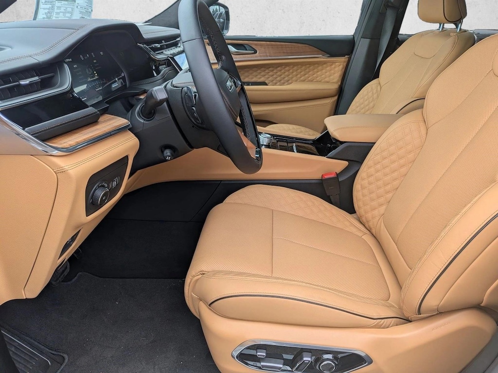 New 2025 Jeep Grand Cherokee Summit Reserve SUV