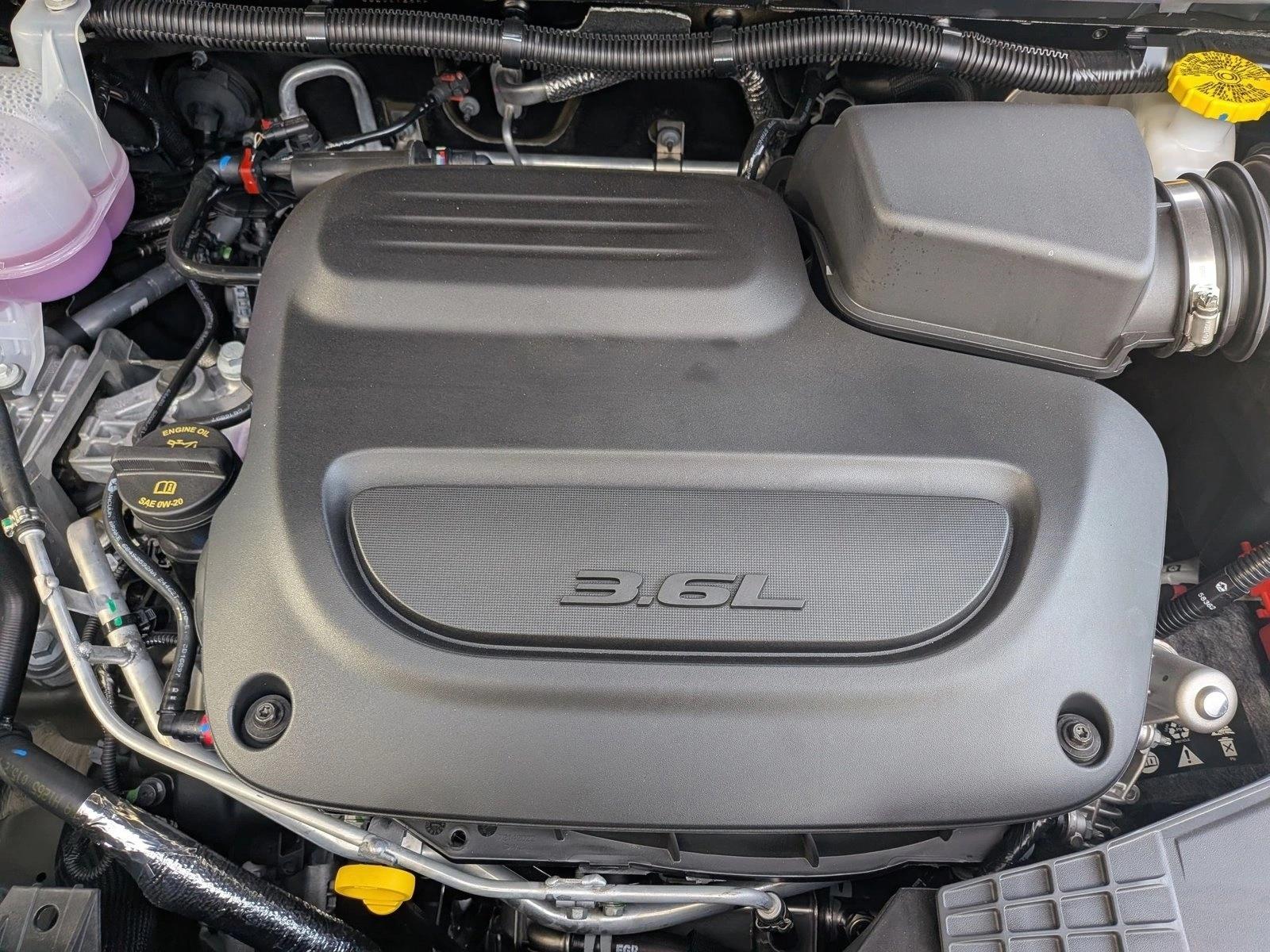 2026 Chrysler Pacifica Limited - Photo 16