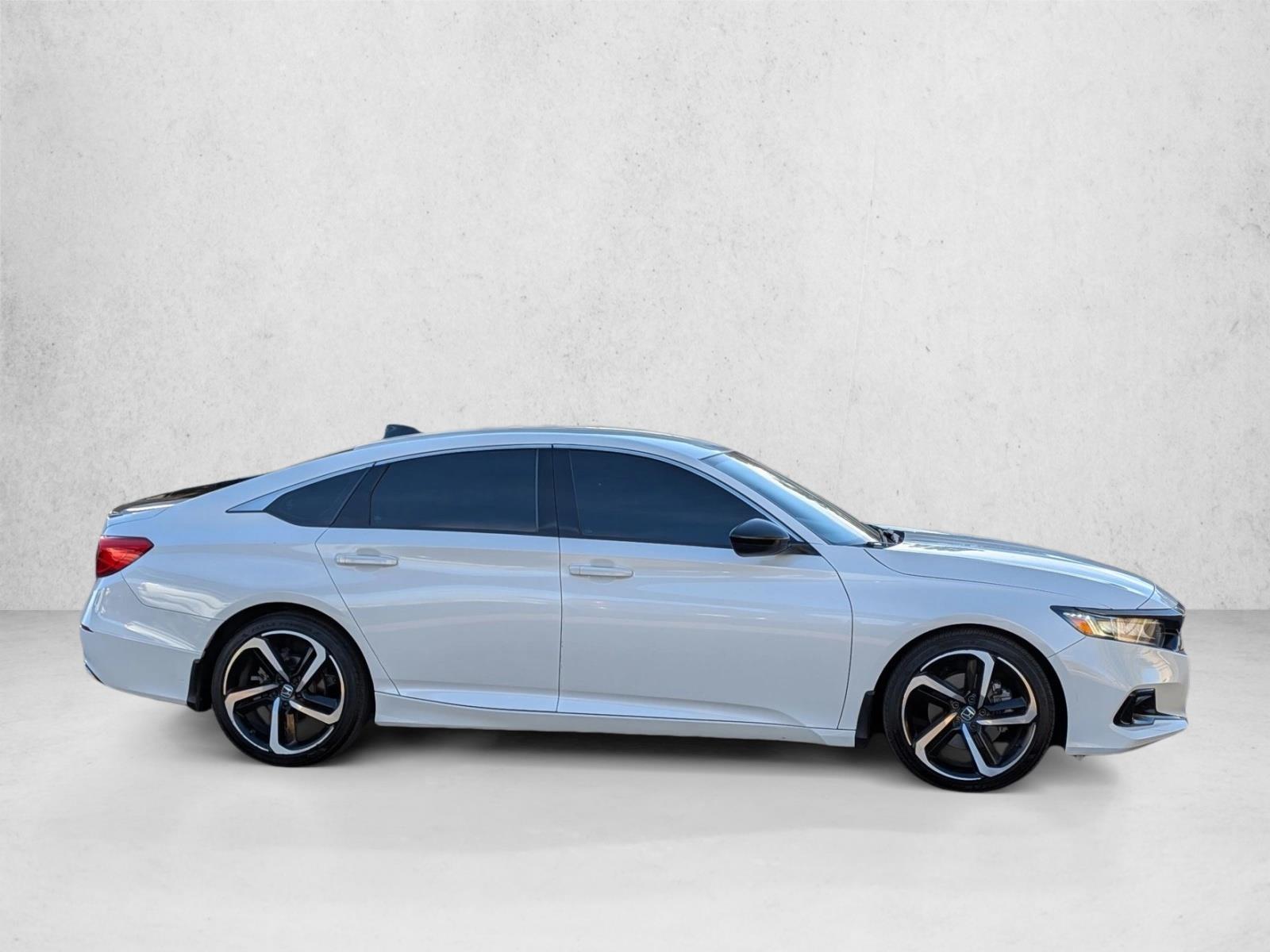 2021 Honda Accord Sport photo 4