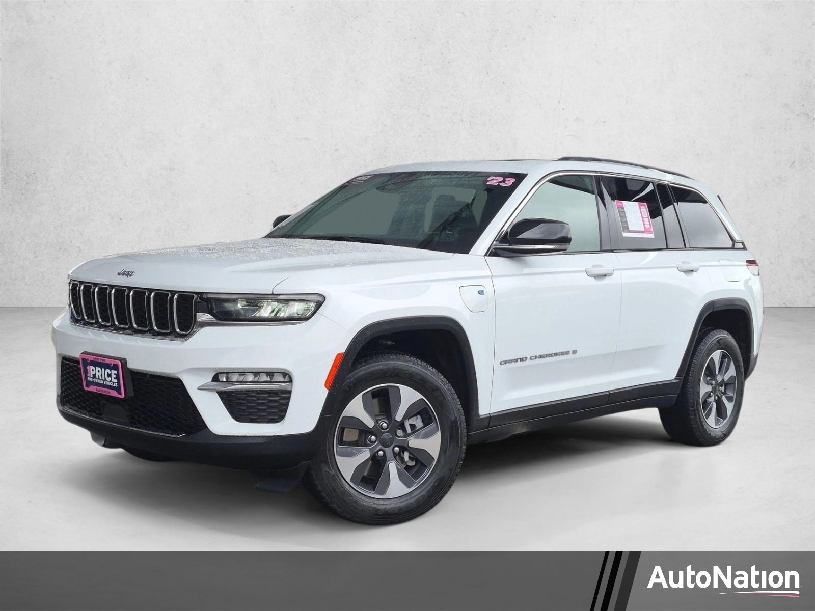 2023 Jeep Grand Cherokee 4xe 4x4's photo
