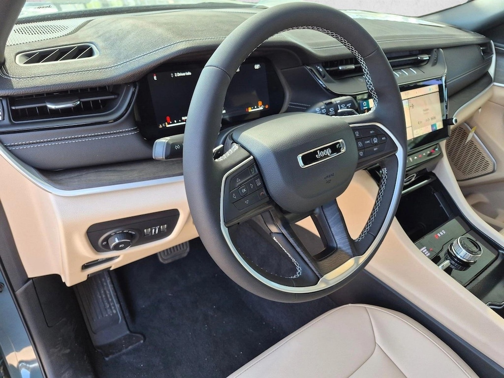 New 2026 Jeep Grand Cherokee Limited SUV