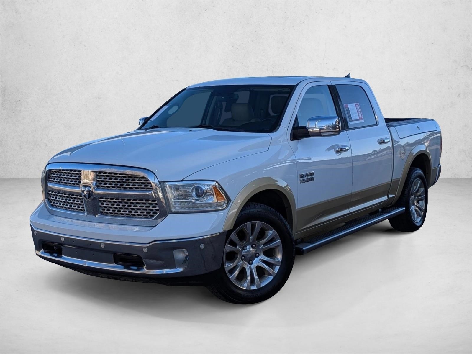 2016 RAM Ram 1500 Pickup Laramie