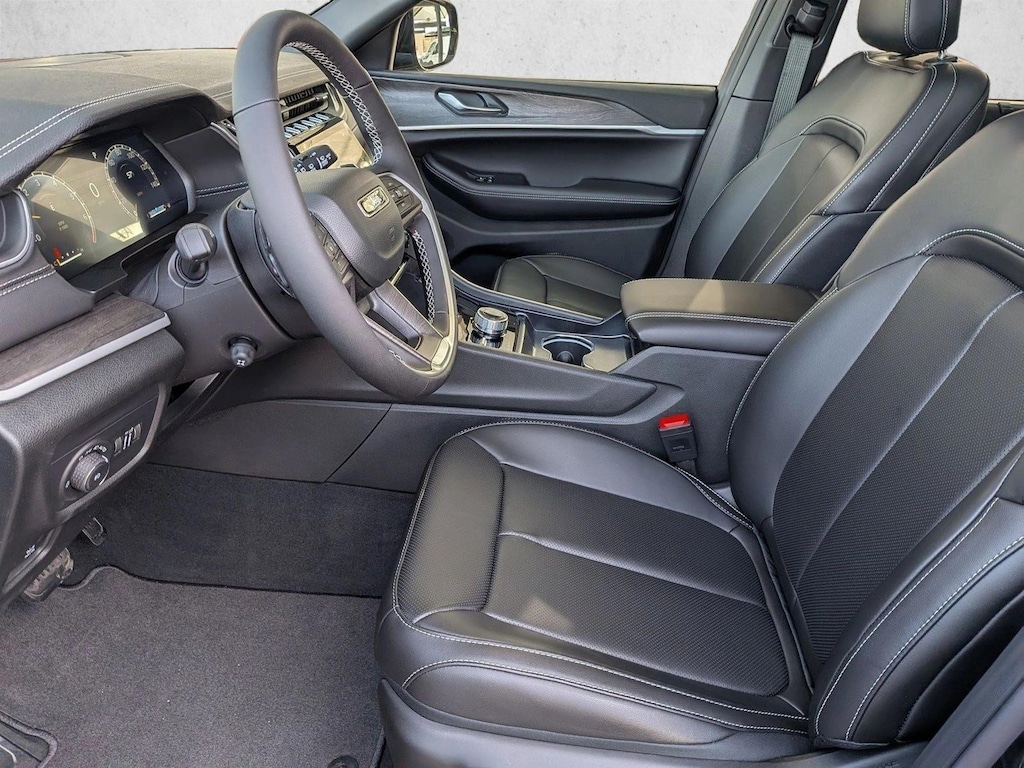 New 2025 Jeep Grand Cherokee Limited SUV