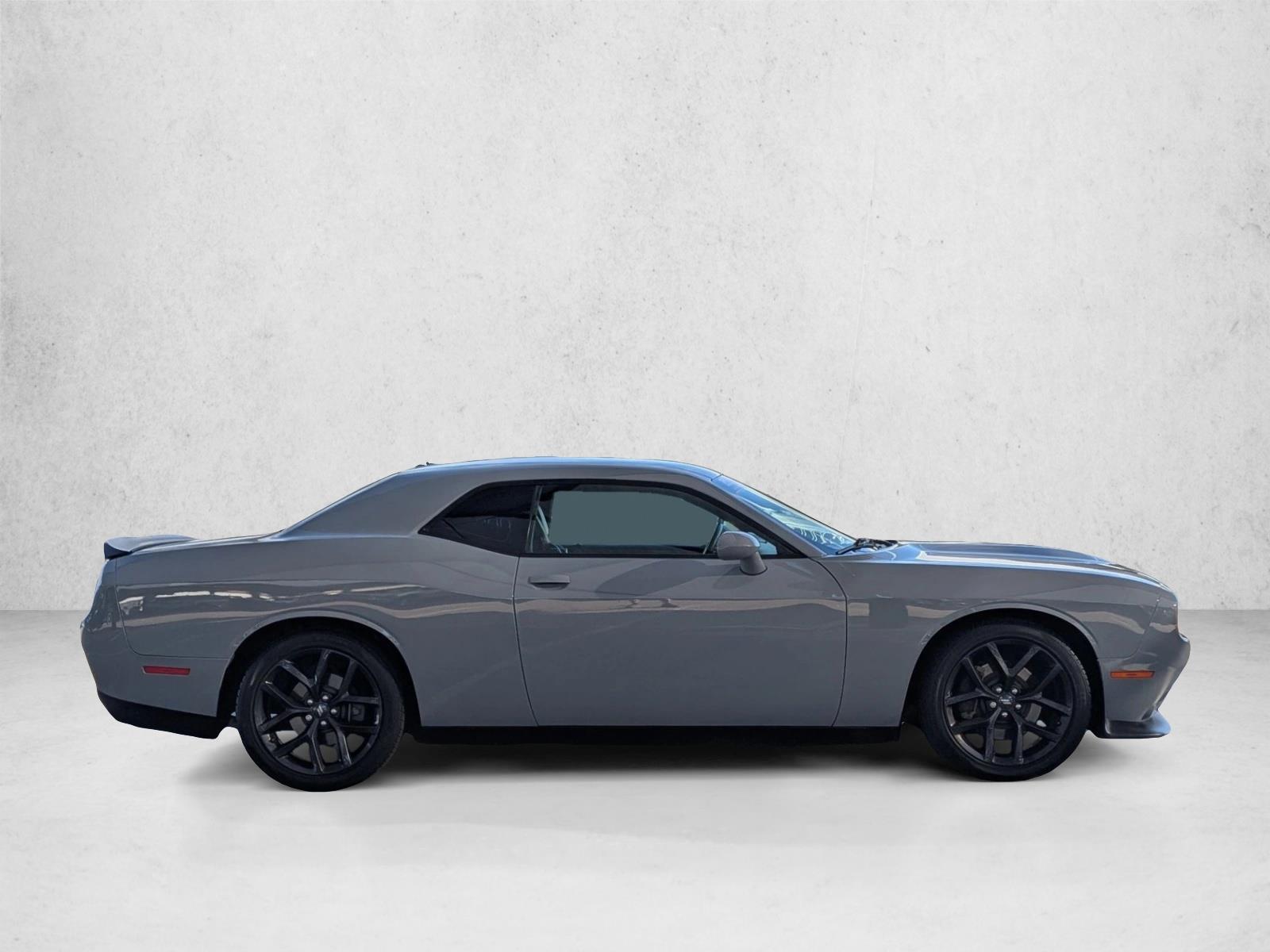2021 Dodge Challenger GT photo 4