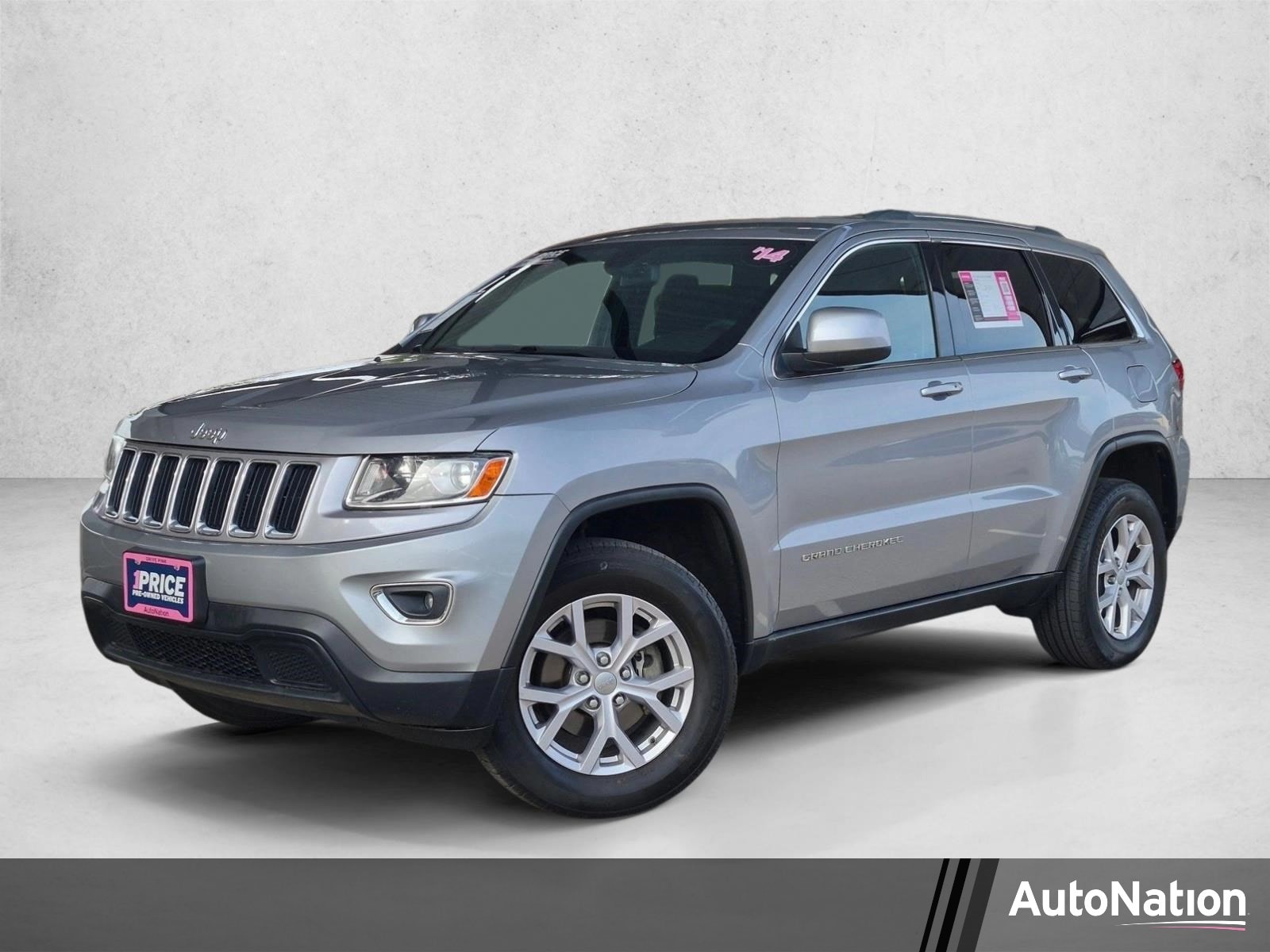 2014 Jeep Grand Cherokee Laredo 4WD's photo