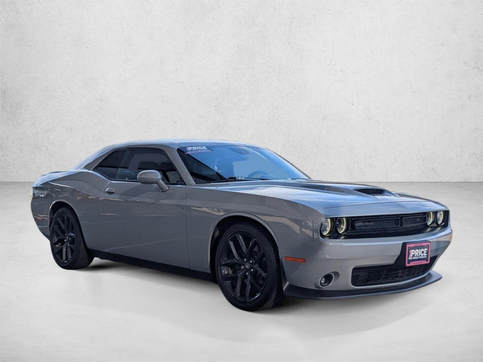 2021 Dodge Challenger GT photo 3