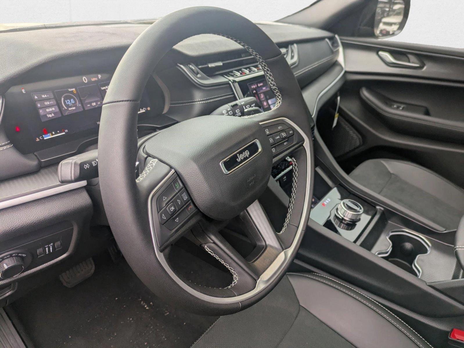 2025 Jeep Grand Cherokee L Altitude - Photo 8