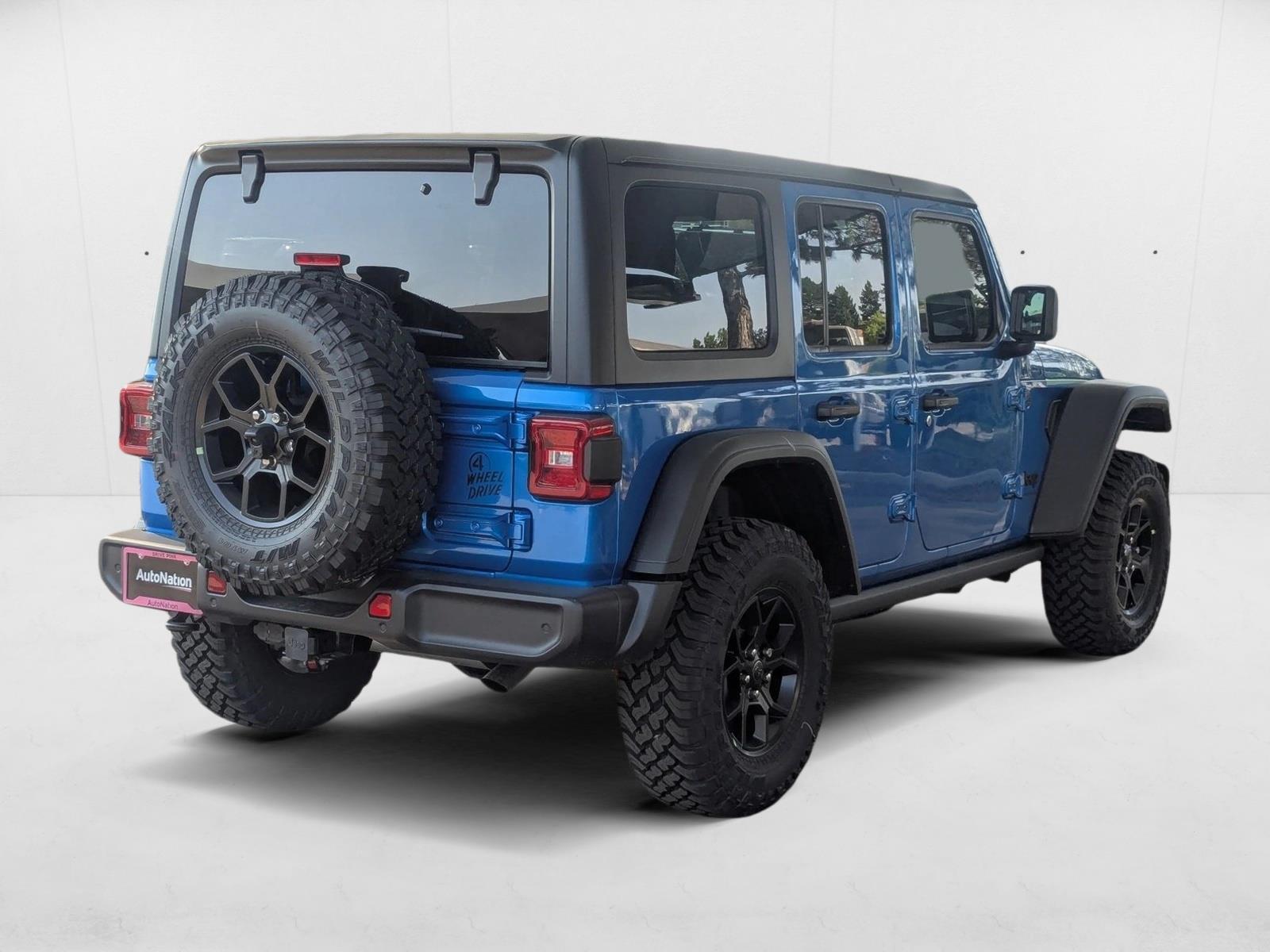 2025 Jeep Wrangler Willys photo 2