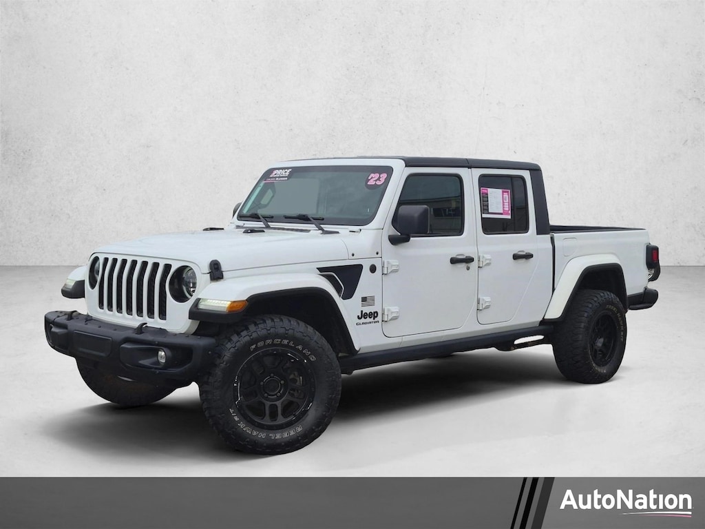 Used 2023 Jeep Gladiator Freedom Crew Cab Pickup
