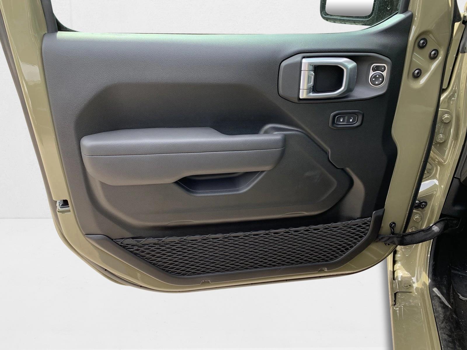 2025 Jeep Wrangler 4-Door Sport S - Photo 9
