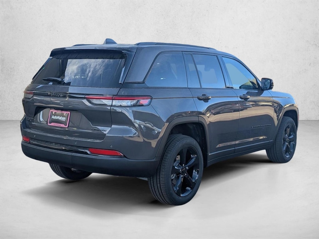 New 2025 Jeep Grand Cherokee Limited SUV