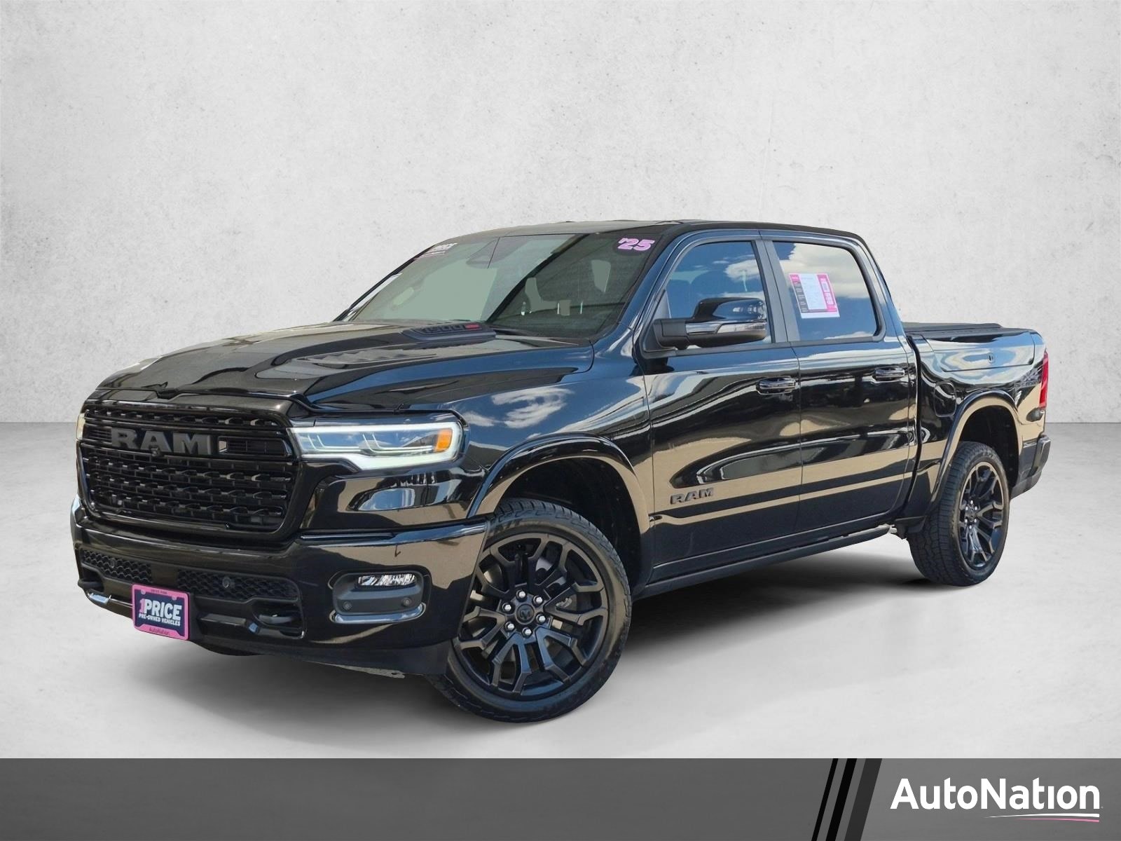 2025 RAM 1500 Limited 4x4 Crew Cab 5'7's photo