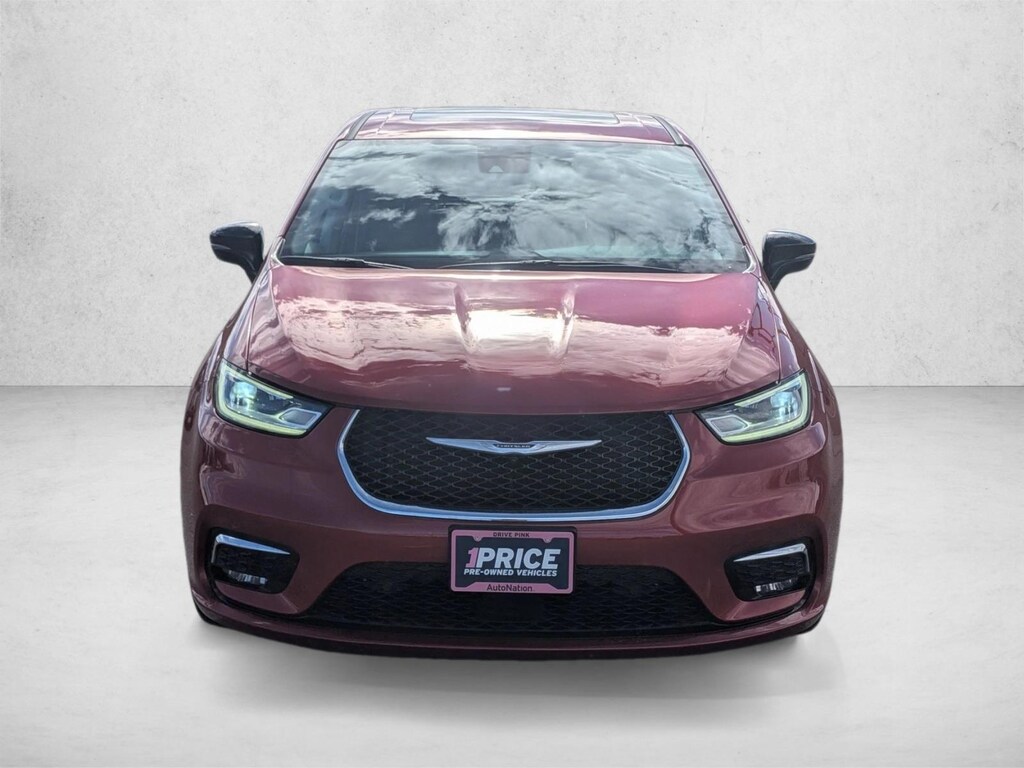 Used 2024 Chrysler Pacifica Touring L Mini-van Passenger