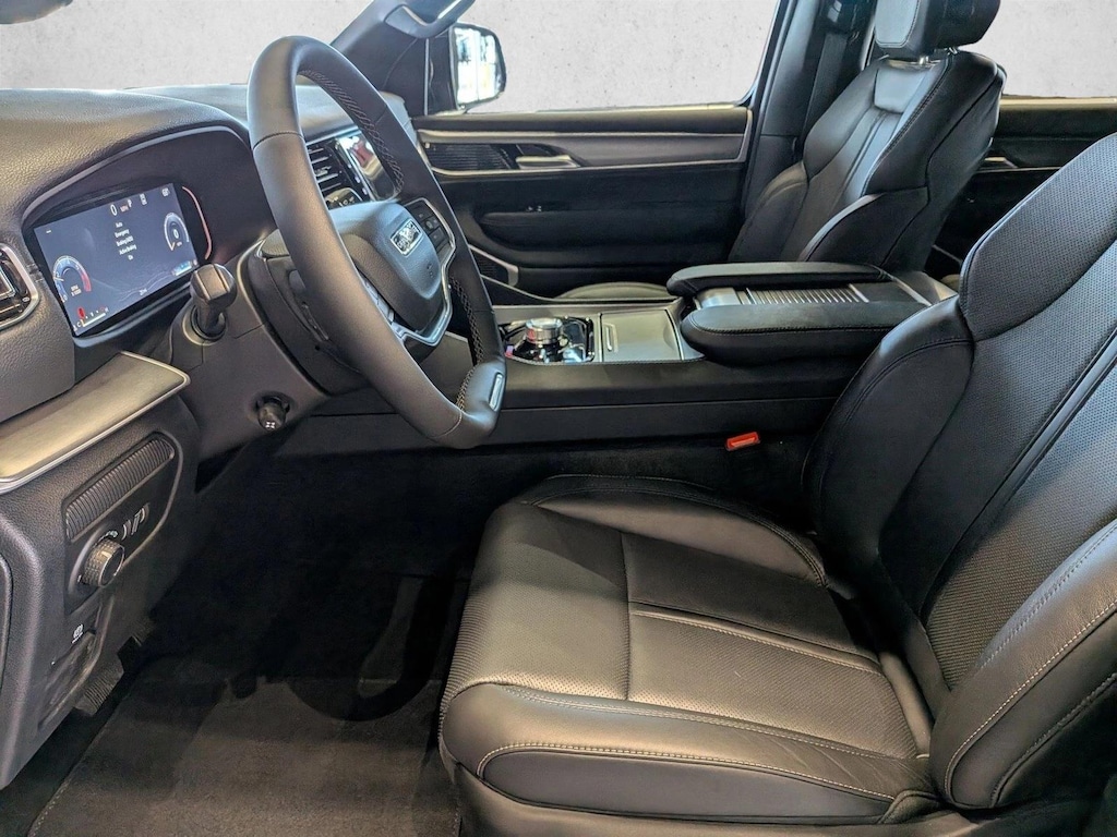 New 2026 Jeep Grand Wagoneer Limited Altitude SUV