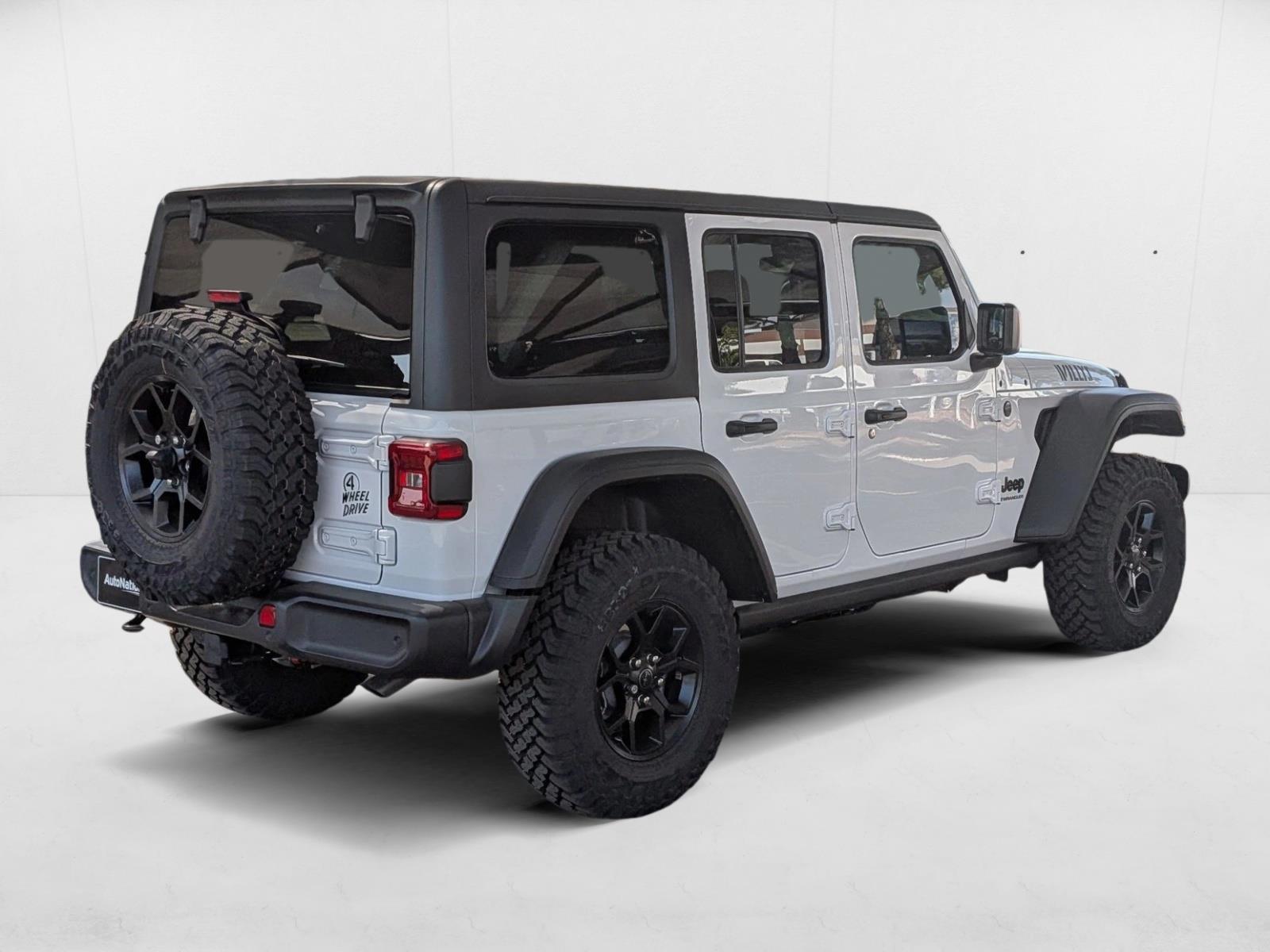 2025 Jeep Wrangler Willys photo 2