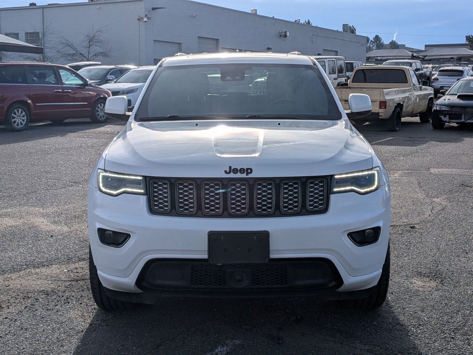 2020 Jeep Grand Cherokee Altitude Sport photo 2