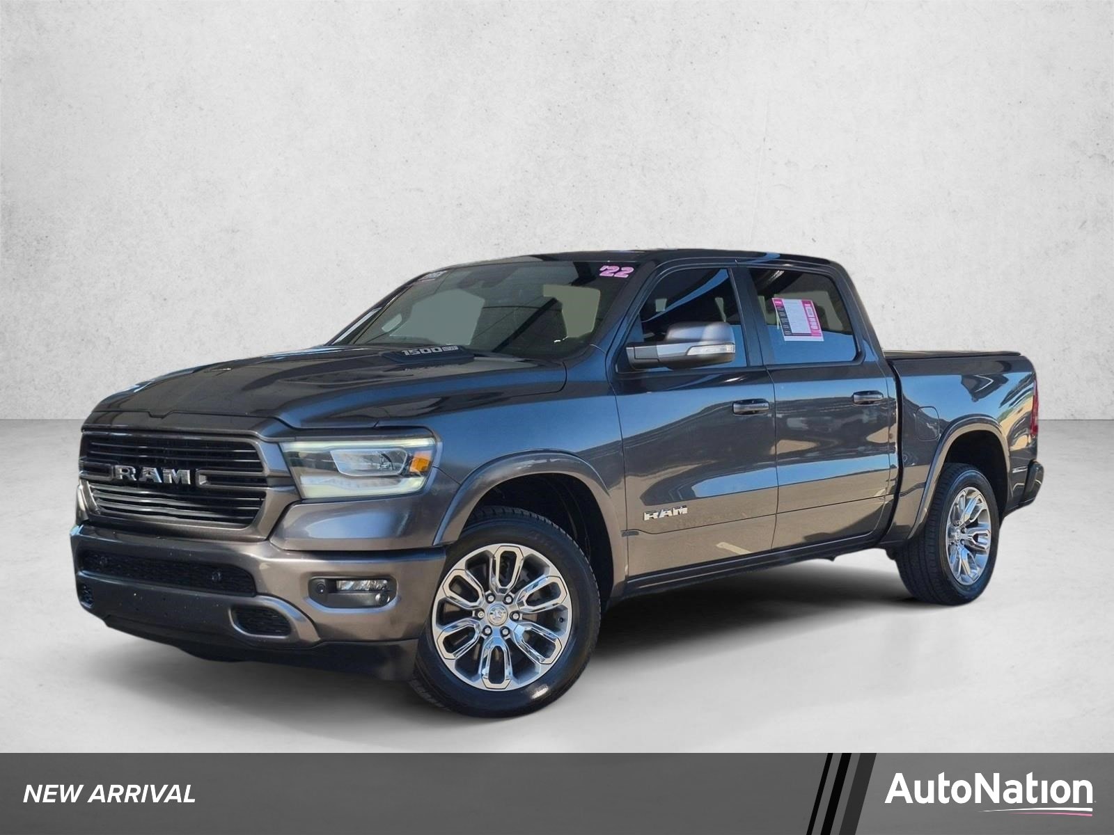 2022 RAM 1500 Laramie 4x4 Crew Cab 5'7's photo