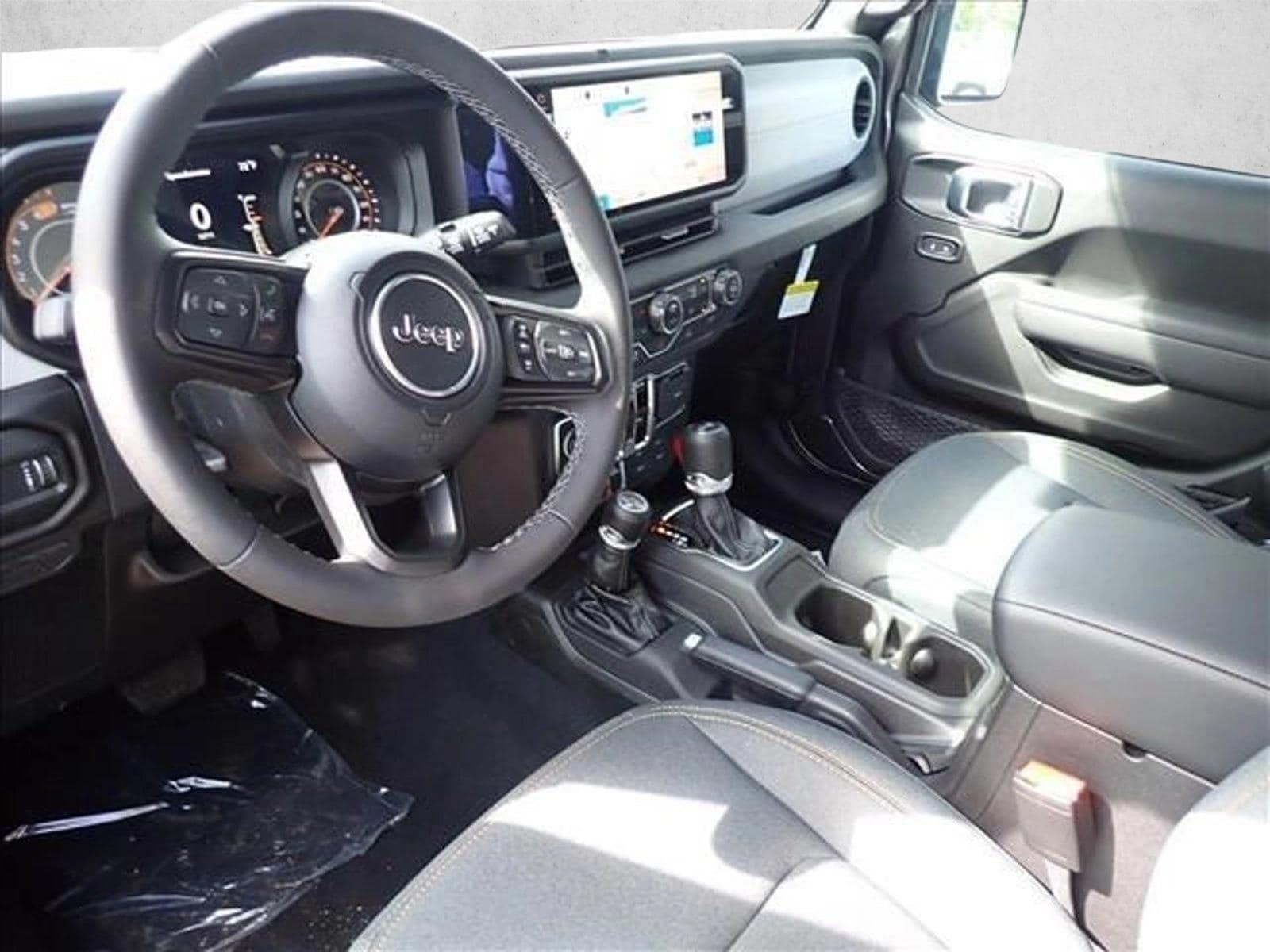 2025 Jeep Wrangler 4-Door Willys - Photo 9
