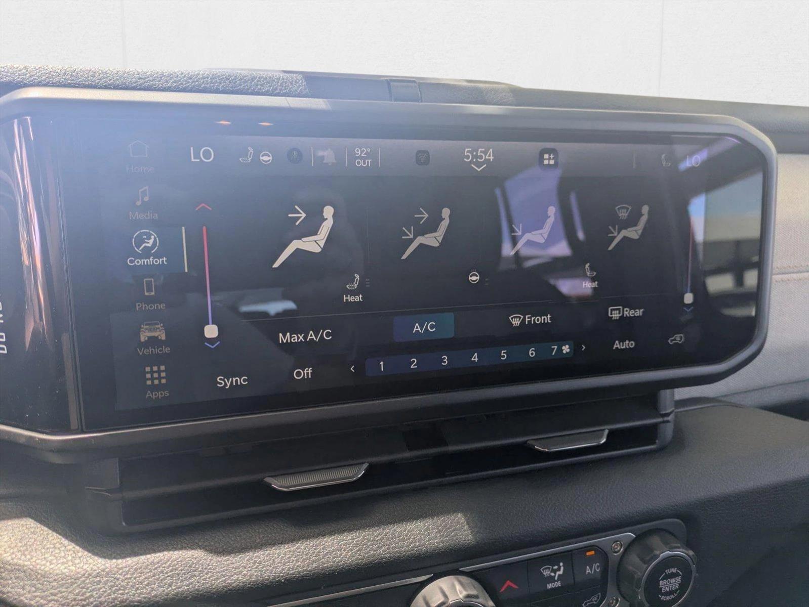 2025 Jeep Wrangler Sport S photo 4