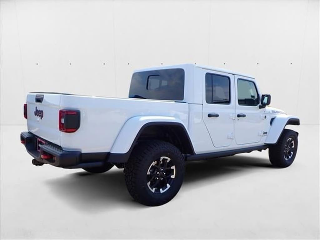 New 2025 Jeep Gladiator Rubicon X Truck Crew Cab