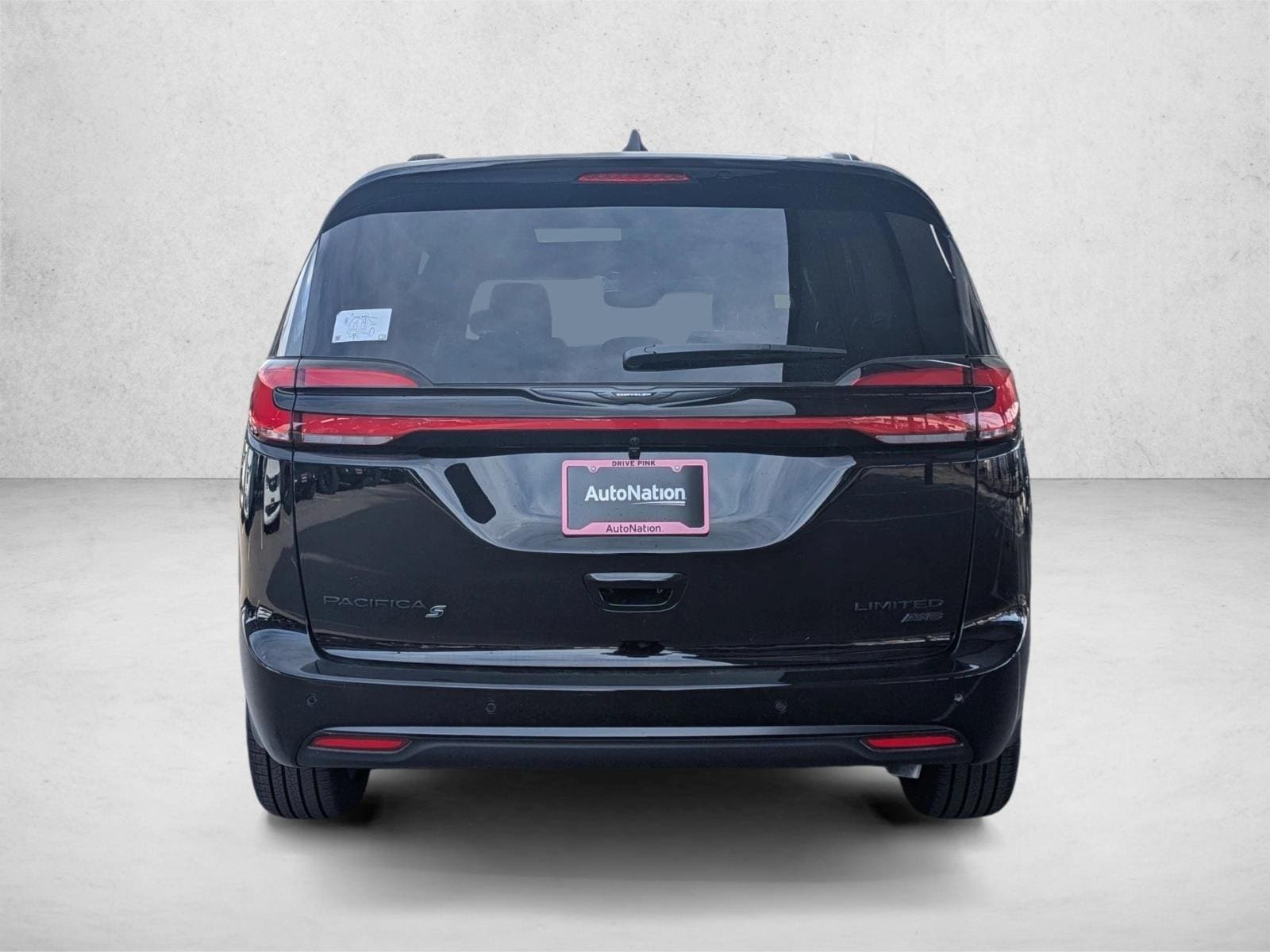 2026 Chrysler Pacifica Limited - Photo 7