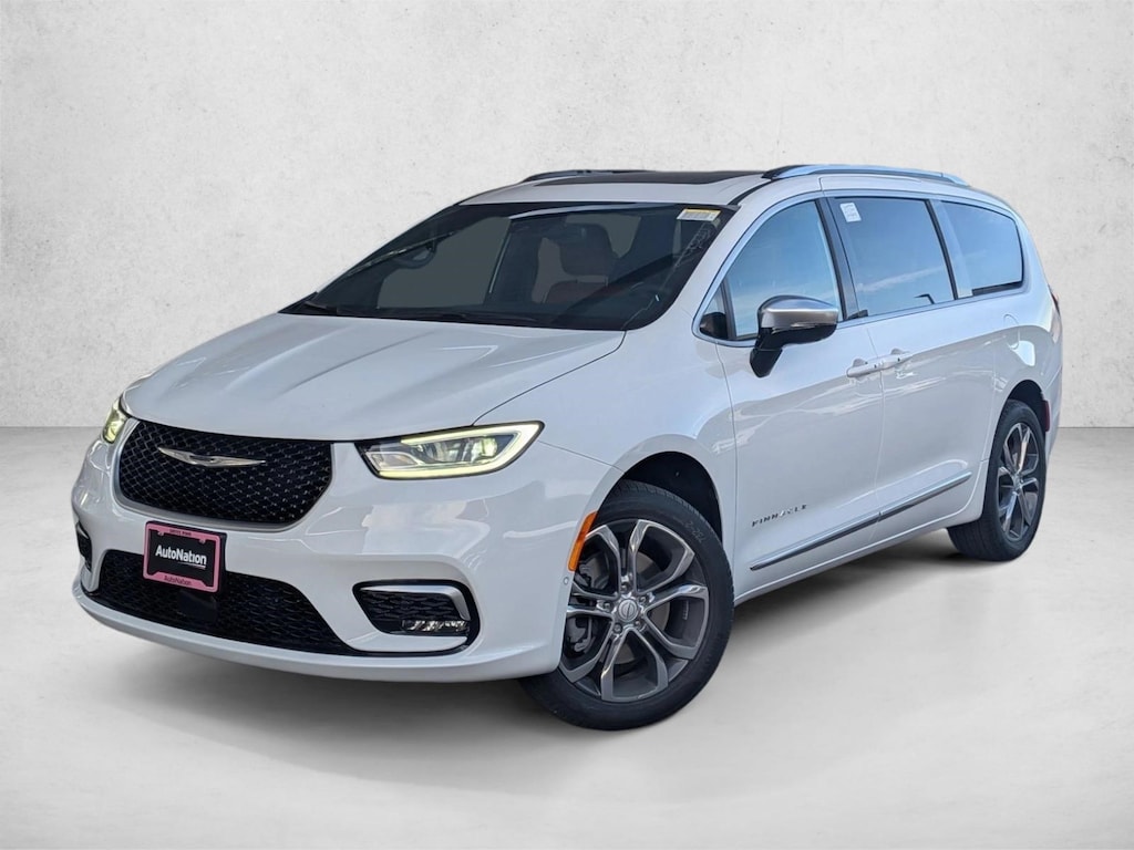 New 2026 Chrysler Pacifica Pinnacle Van Passenger Van