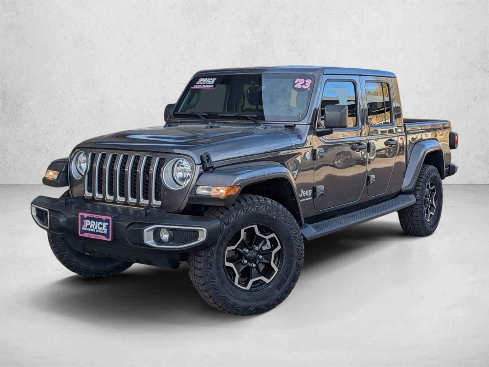 2023 Jeep Gladiator Overland's photo
