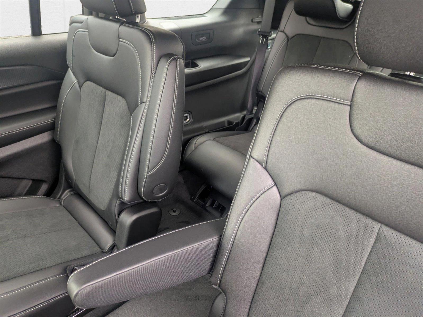 2025 Jeep Grand Cherokee L Altitude - Photo 16