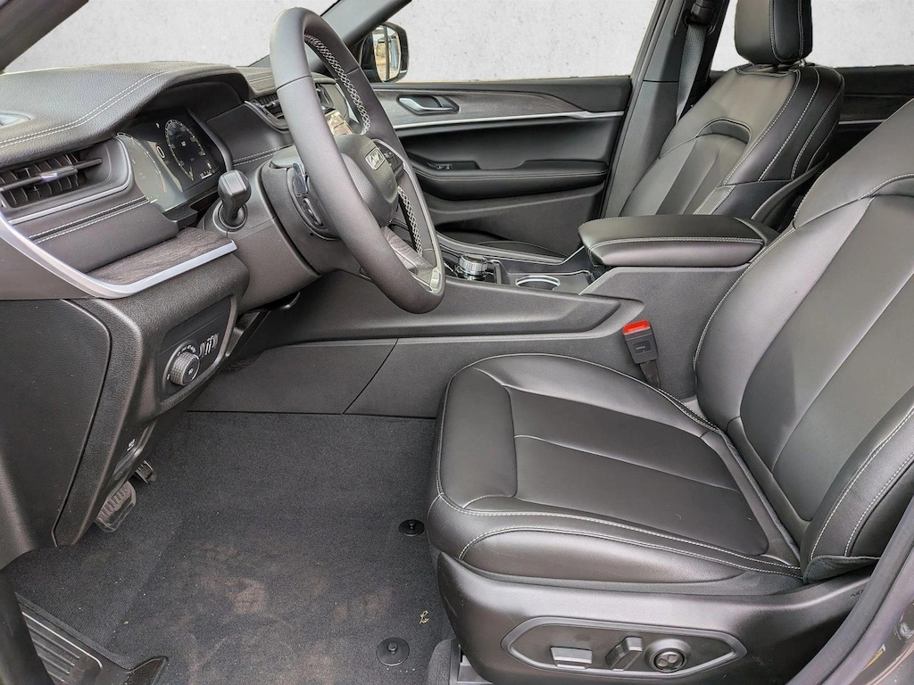 New 2025 Jeep Grand Cherokee Limited SUV