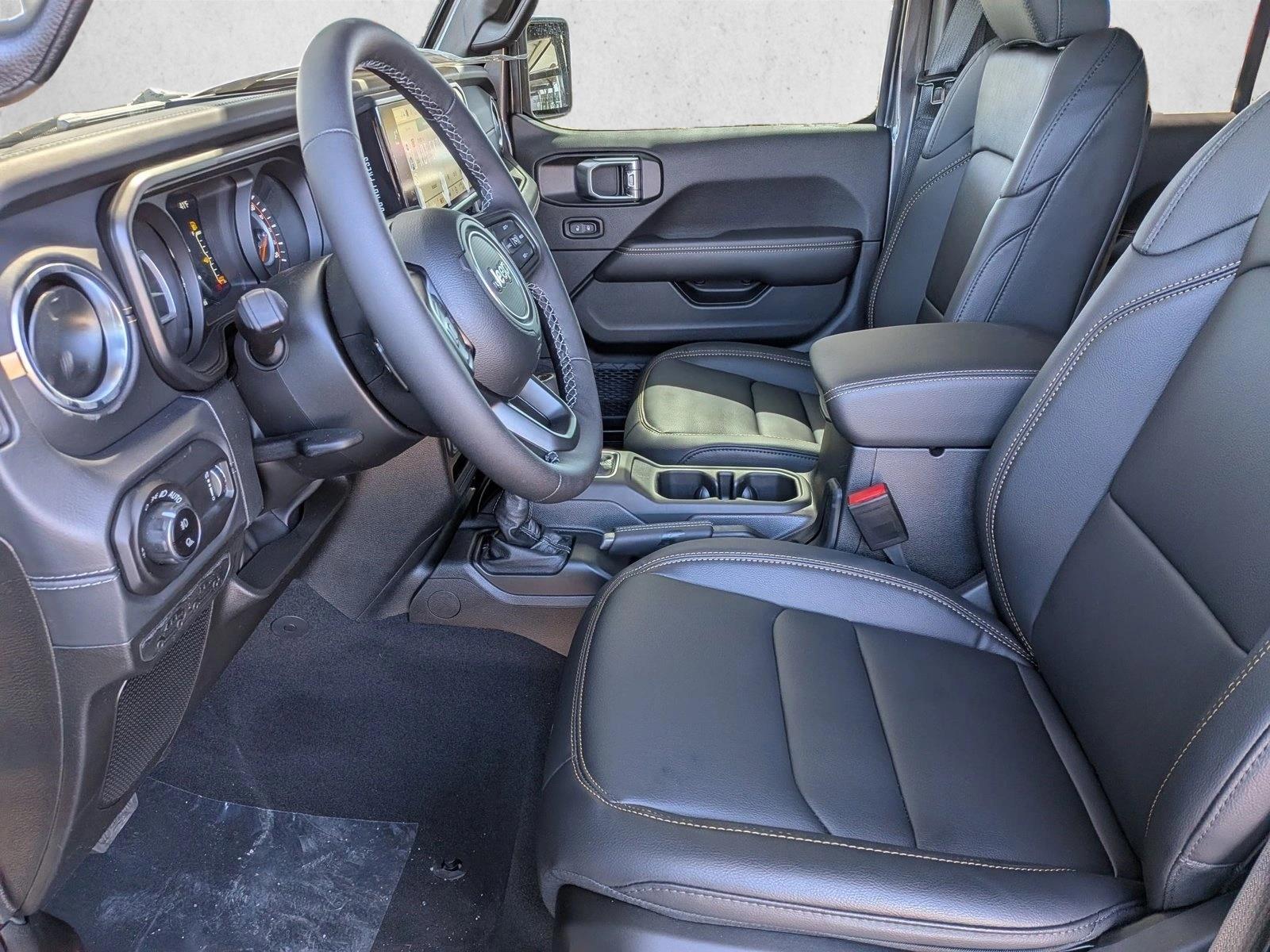 New 2026 Jeep Gladiator Sahara Truck Crew Cab
