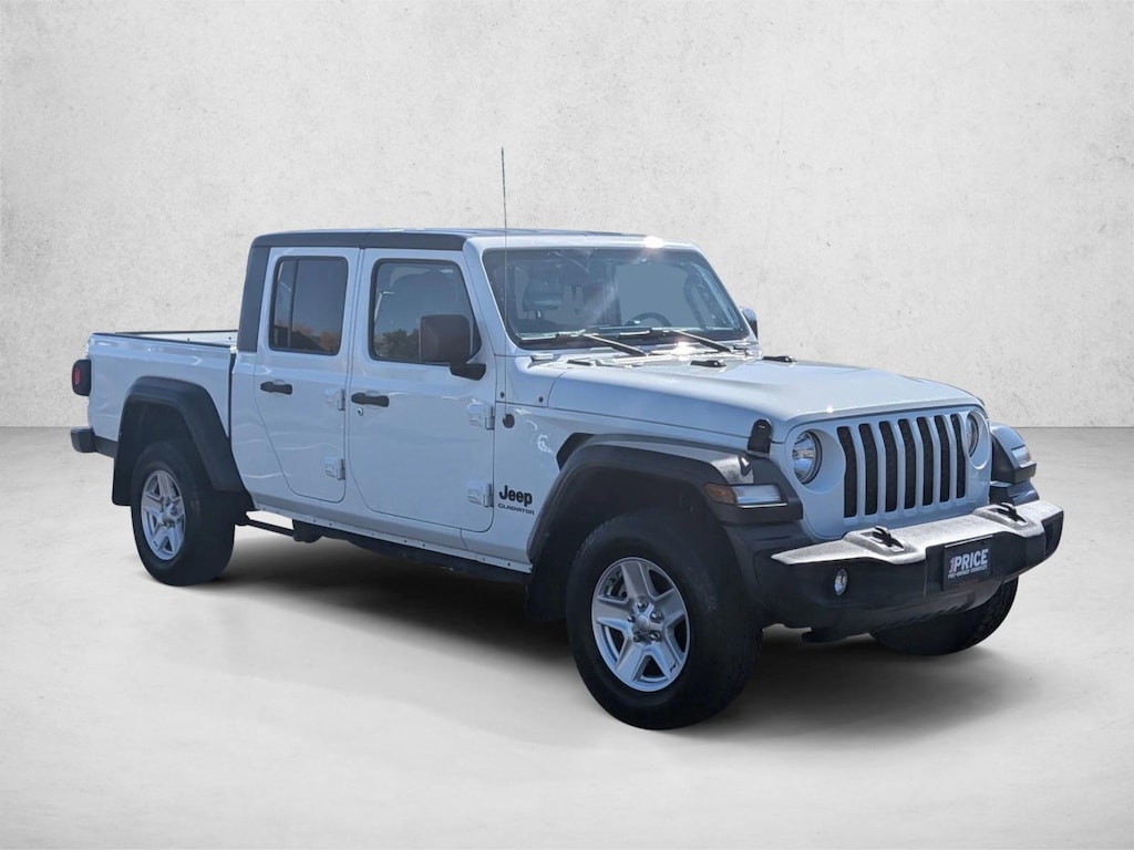 Used 2020 Jeep Gladiator Sport S Crew Cab Pickup