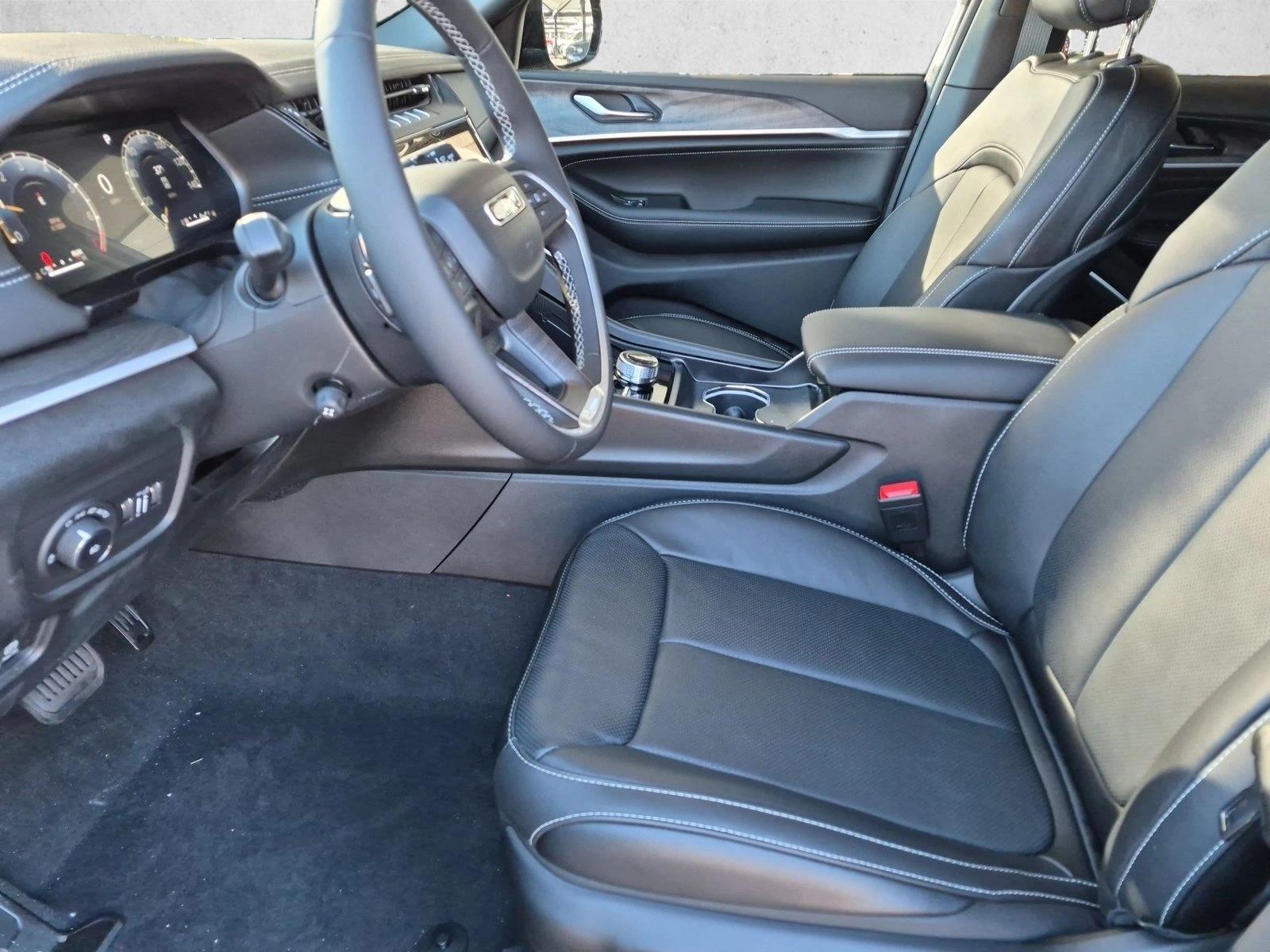 New 2027 Jeep Grand Cherokee 2 Row Limited Reserve SUV