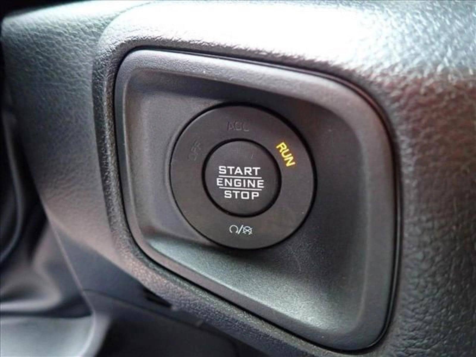 2025 Jeep Wrangler 4-Door Willys - Photo 22