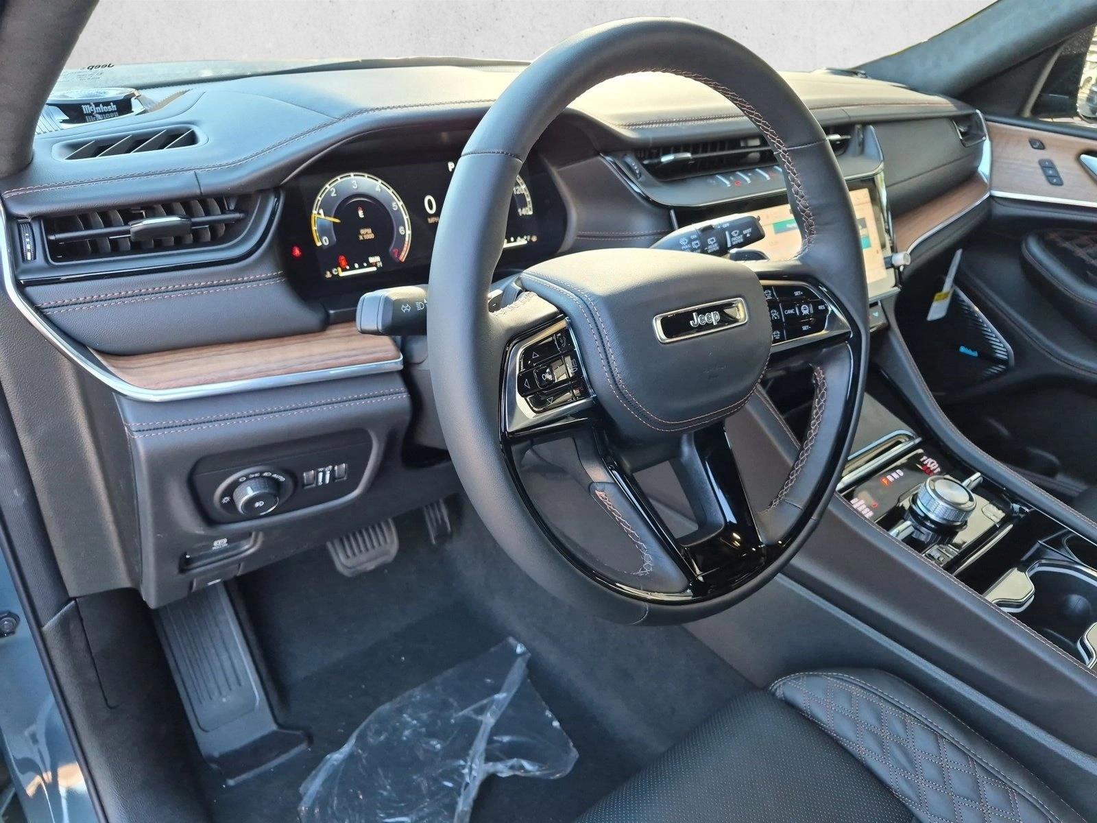 New 2027 Jeep Grand Cherokee L 3 Row Summit SUV
