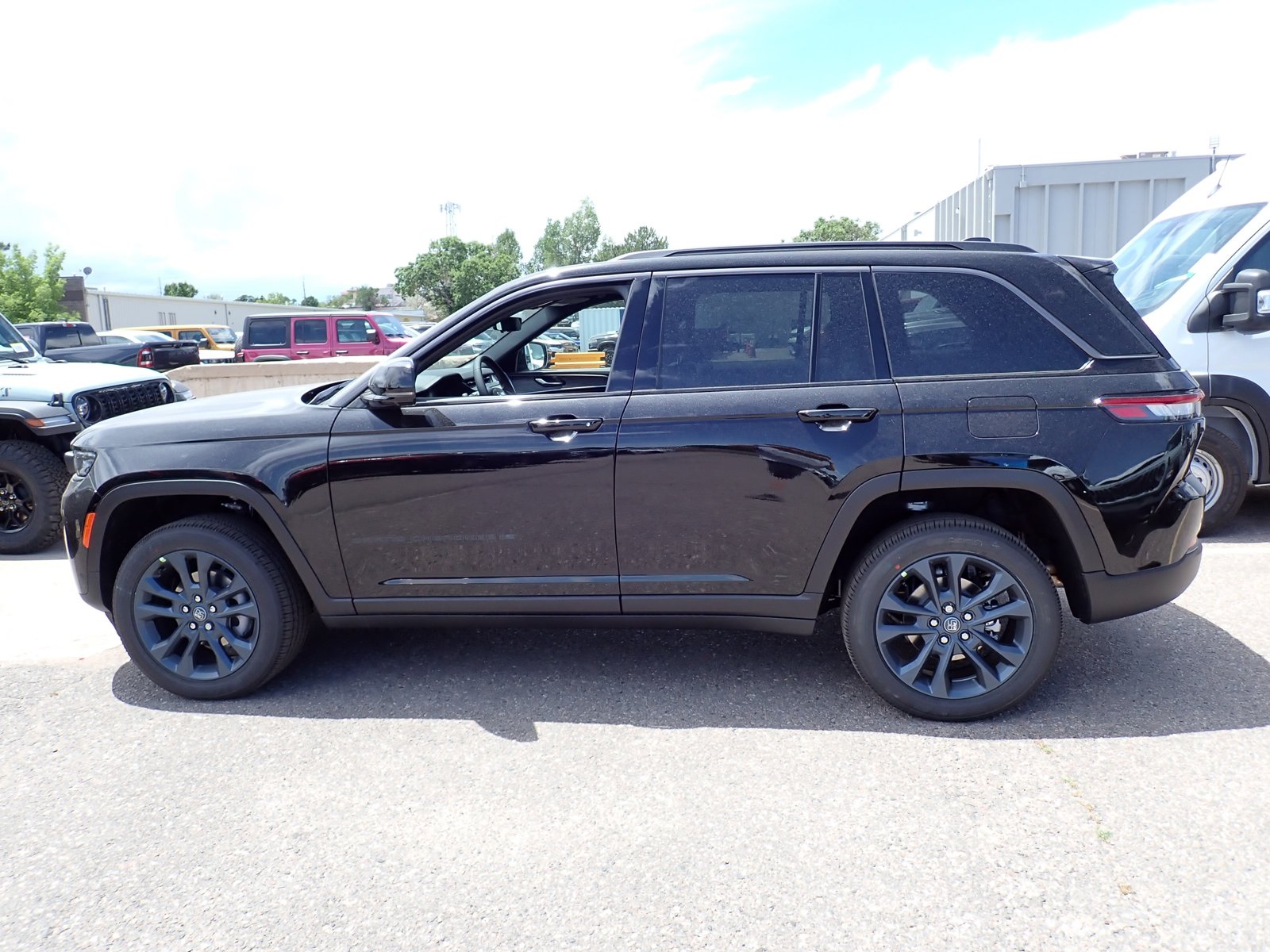 New 2026 Jeep Grand Cherokee 85th Anniversary Edition SUV