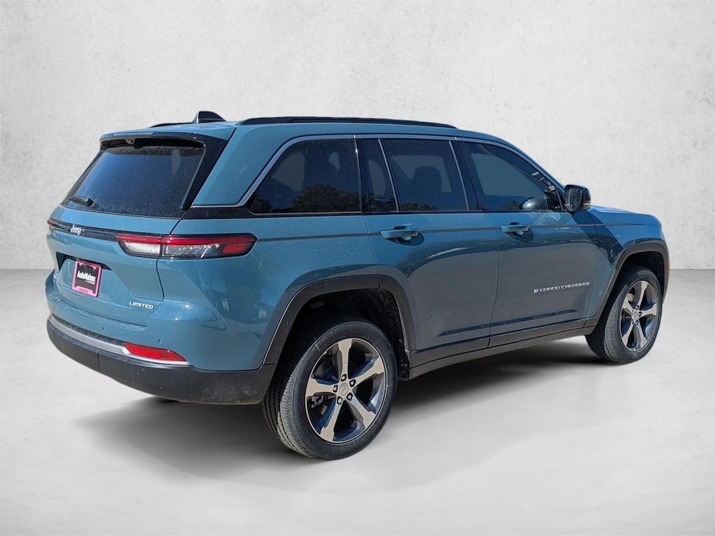 New 2026 Jeep Grand Cherokee Limited SUV