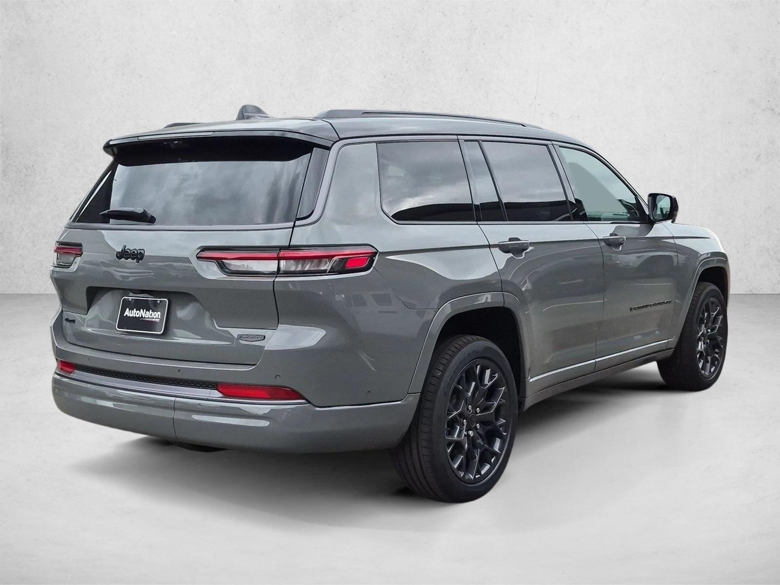 New 2027 Jeep Grand Cherokee Summit SUV